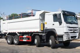 CAMION BENNE